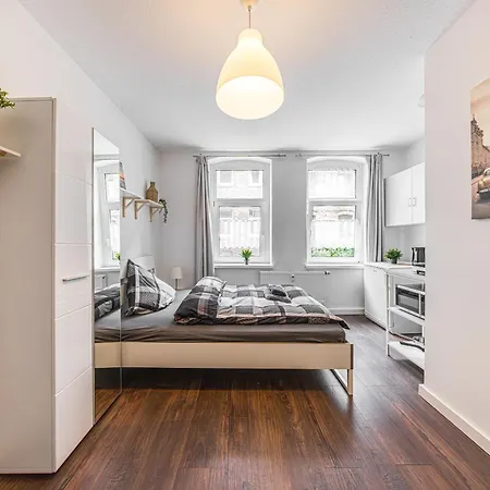 Lägenhet Lh Apartments 3-Schlafzimmer Hauptbahnhof Halle